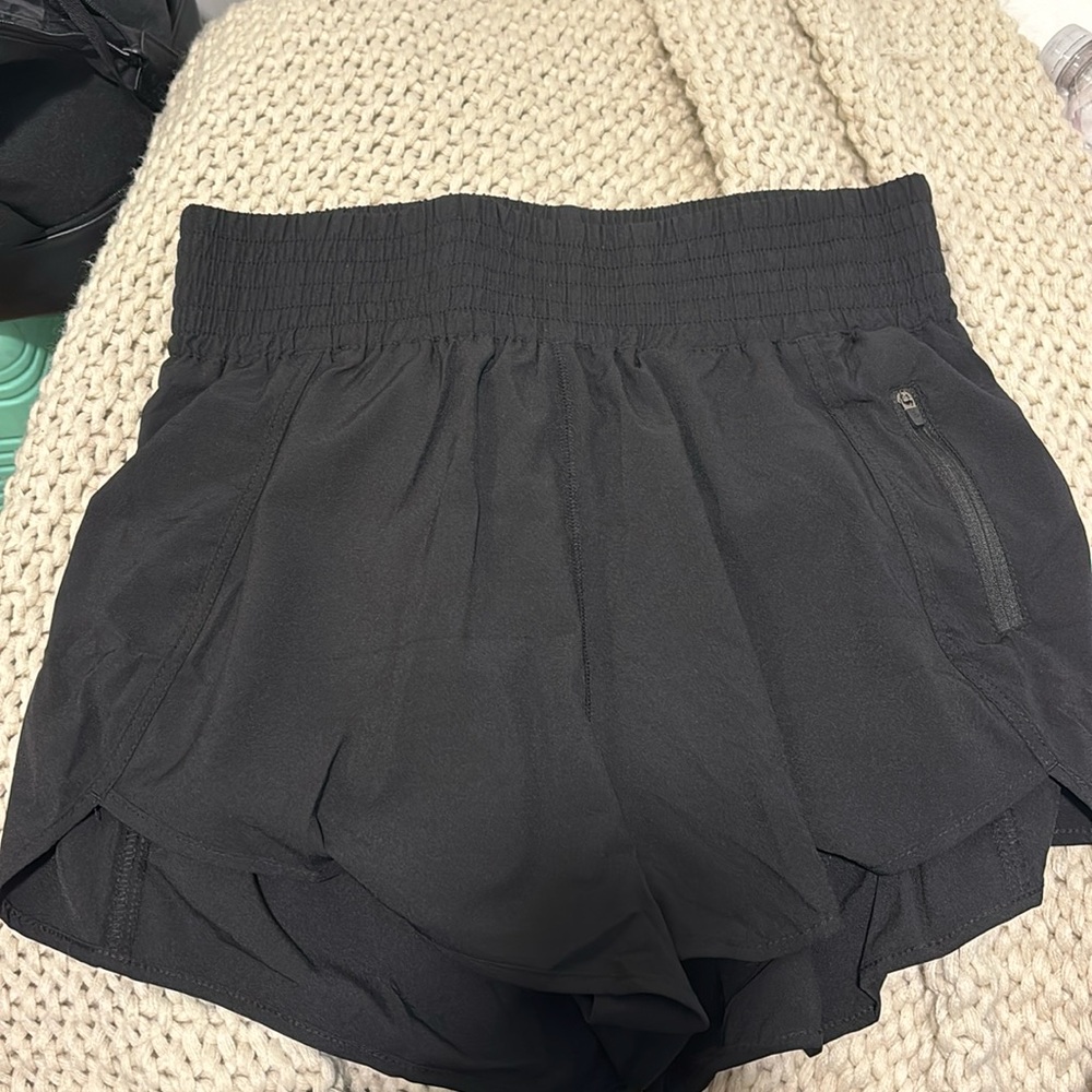 Hugh waisted athletic shorts